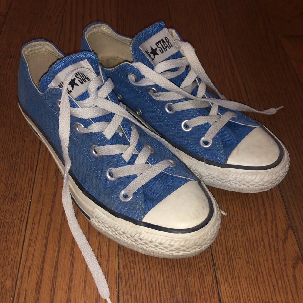 Blue converse
